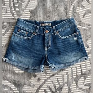 BKE CULTURE DENIM SHORTS.  SIZE 28